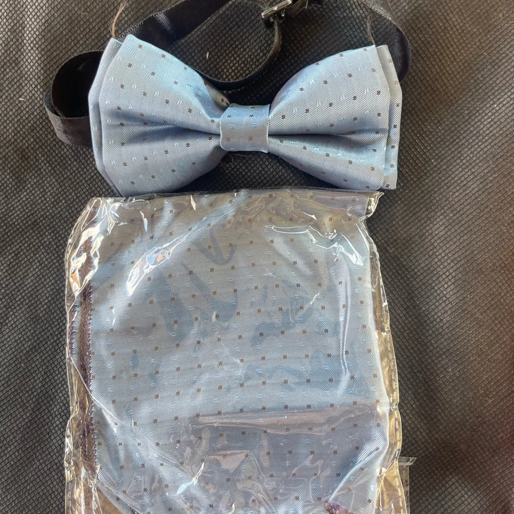 Kids Light Blue Bow Tie and Pocket Square Set